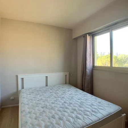 Vallauris Avec Piscine A Juan Les Pins T2 Apartamento *